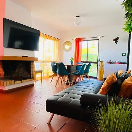 Summer House, Only 2 Minutes To The Beach In Vilamoura! Exterior foto